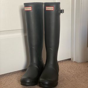Matte Black hunter boots